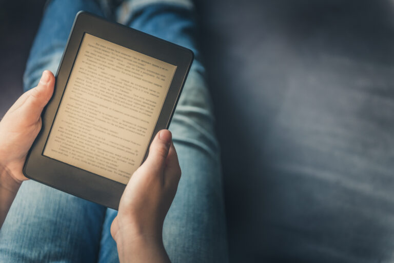 Read more about the article From Idea to Kindle: How eBook Ghostwriters Turn Your Thoughts into Page-Turners