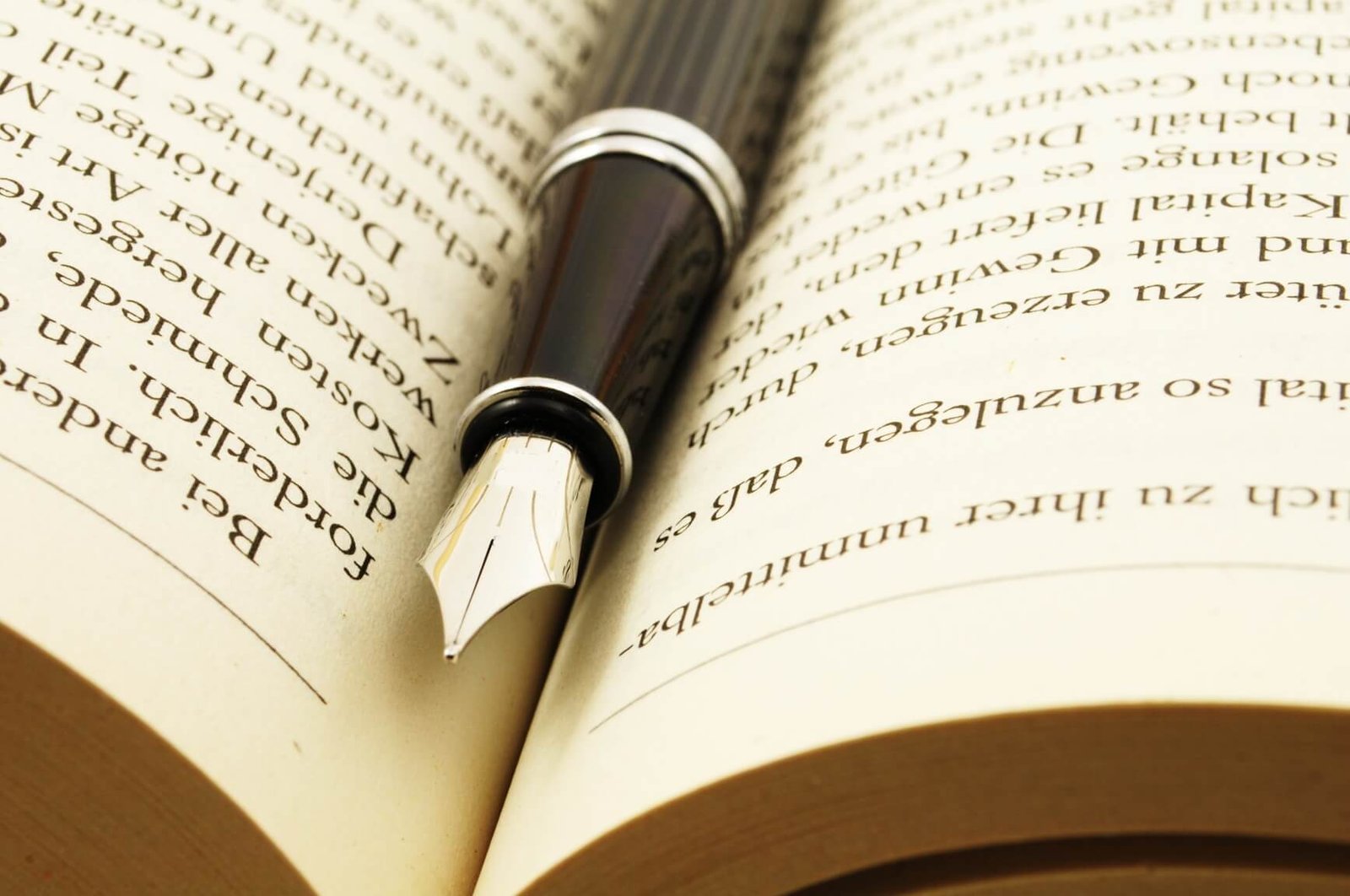 You are currently viewing What Are the Types of Book Editing? A Comprehensive Guide to Book Editing